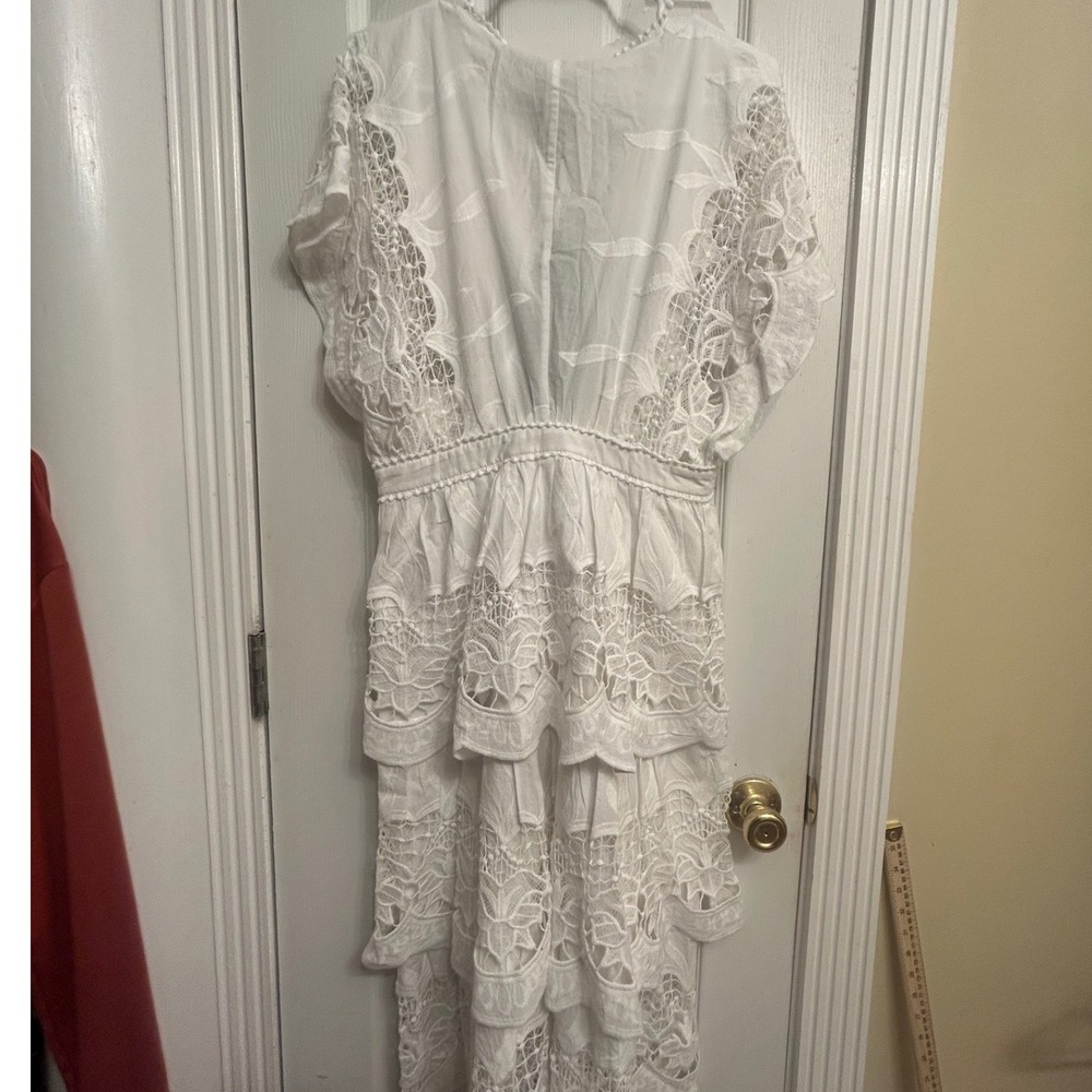Farm Rio White Lace Eyelet Tiered Midi Dress Womens Medium New With Tags Cotton - Picture 2 of 8